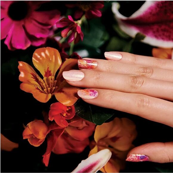 3/$20💘 Color Street Nail Polish Strips in Poppy That - Picture 5 of 12